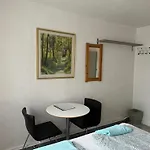 Holiday Rooms Rudkobing Casa de hóspedes Rudkøbing